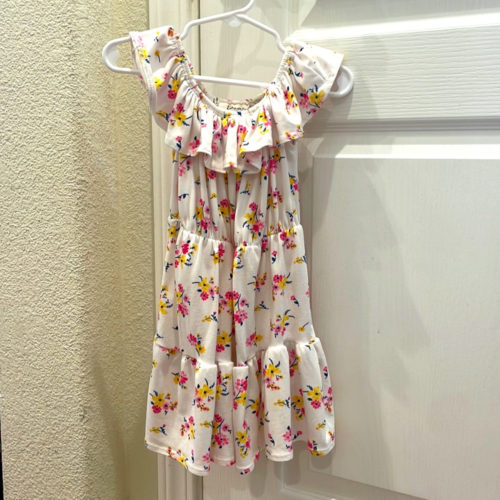 Floral toddler girl summer dress. Size 4T